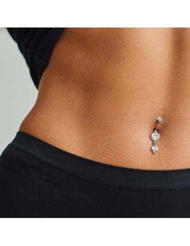 Servicio de Puesta Piercing en el Ombligo – Estudio The White Dog