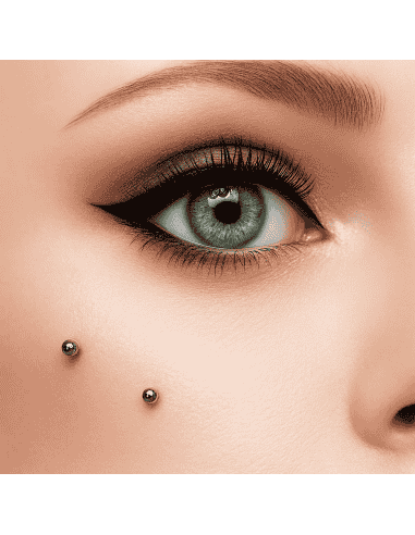 Servicio de Puesta Piercing en el Anticeja – Estudio The White Dog