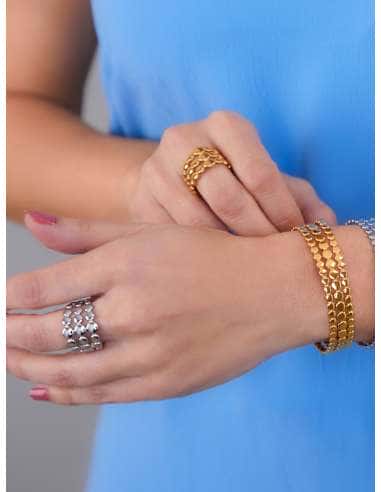 Anillo para Mujer Triple Fila de Círculos Dorados de Acero - Marea C02706/AF12