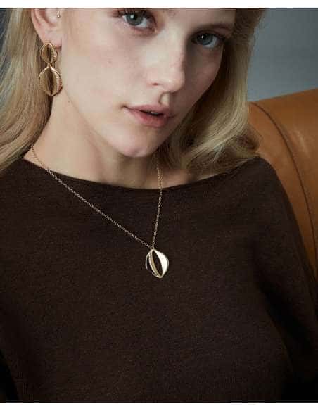 Collar para Mujer de Acero IP Dorado con Circonitas Blancas - Viceroy 15191C01012