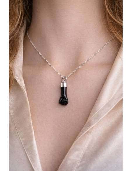 Colgante Puño negro de plata de Ley – Plata 925