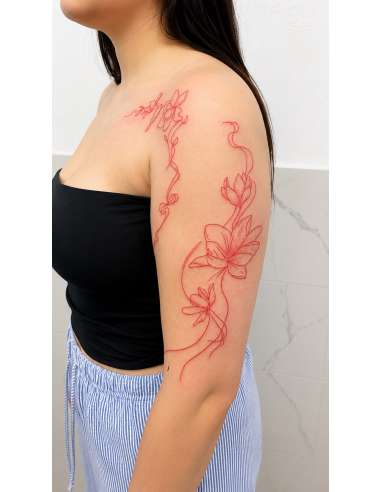 Tatuaje Red Work Floral Orgánico | Tattoo Brazo Elegante