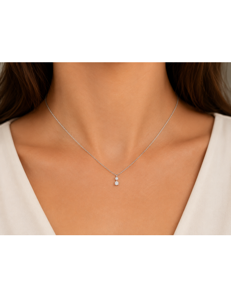 Colgante de Oro blanco 18K con Dos Circonitas